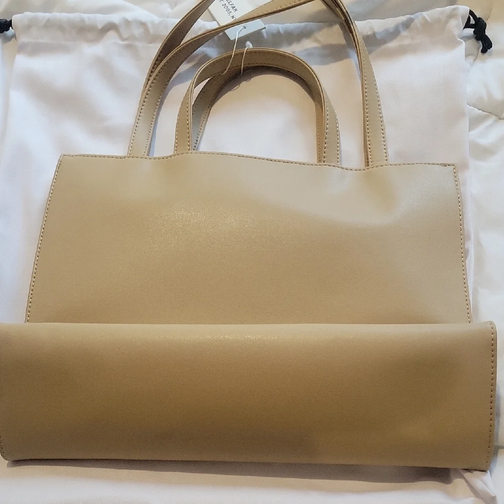 Telfar Tan Tote Bag - Picture 2 of 9